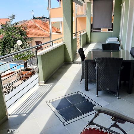 -Villa Sjor -Primosten-Apartmani- Has 2 Large Apartments And 2 Smaller Ones -Primosten Lokvice 6 Primošten Exterior foto