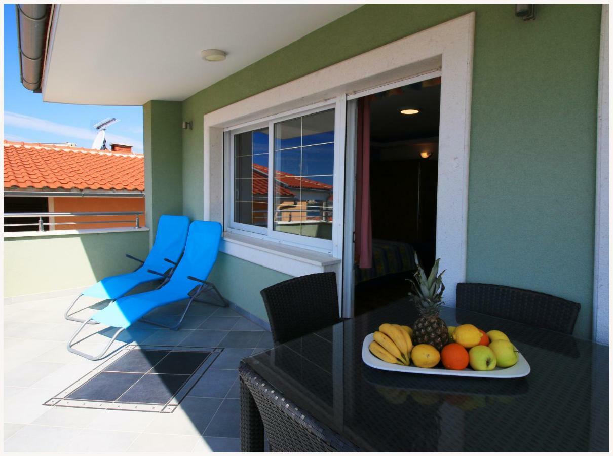 -Villa Sjor -Primosten-Apartmani- Has 2 Large Apartments And 2 Smaller Ones -Primosten Lokvice 6 Primošten Exterior foto